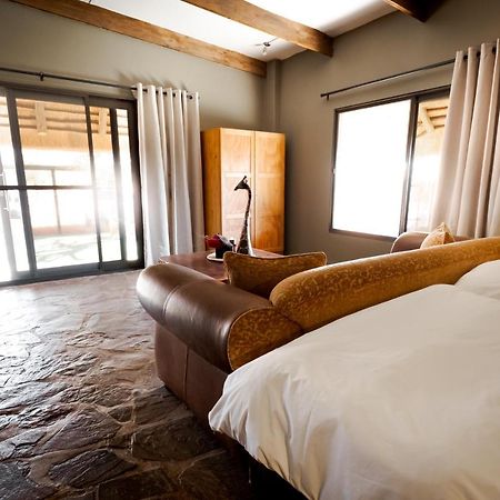 Vila Bagatelle Kalahari Game Ranch Hardap Exteriér fotografie